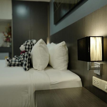 At Sakon Hotel Sakon Nakhon Exterior photo