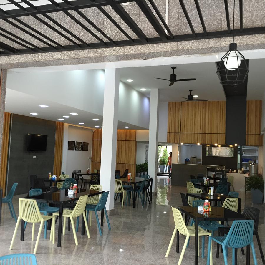 At Sakon Hotel Sakon Nakhon Exterior photo